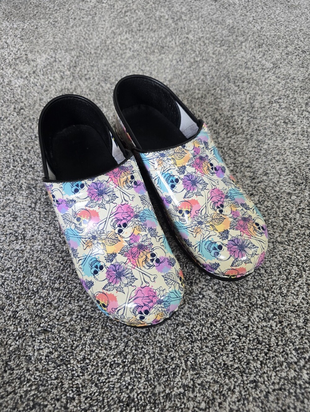 Bjork Professional Bonita Skull Leather Clogs Nursing Shoes Euro 42 US 11.5/12